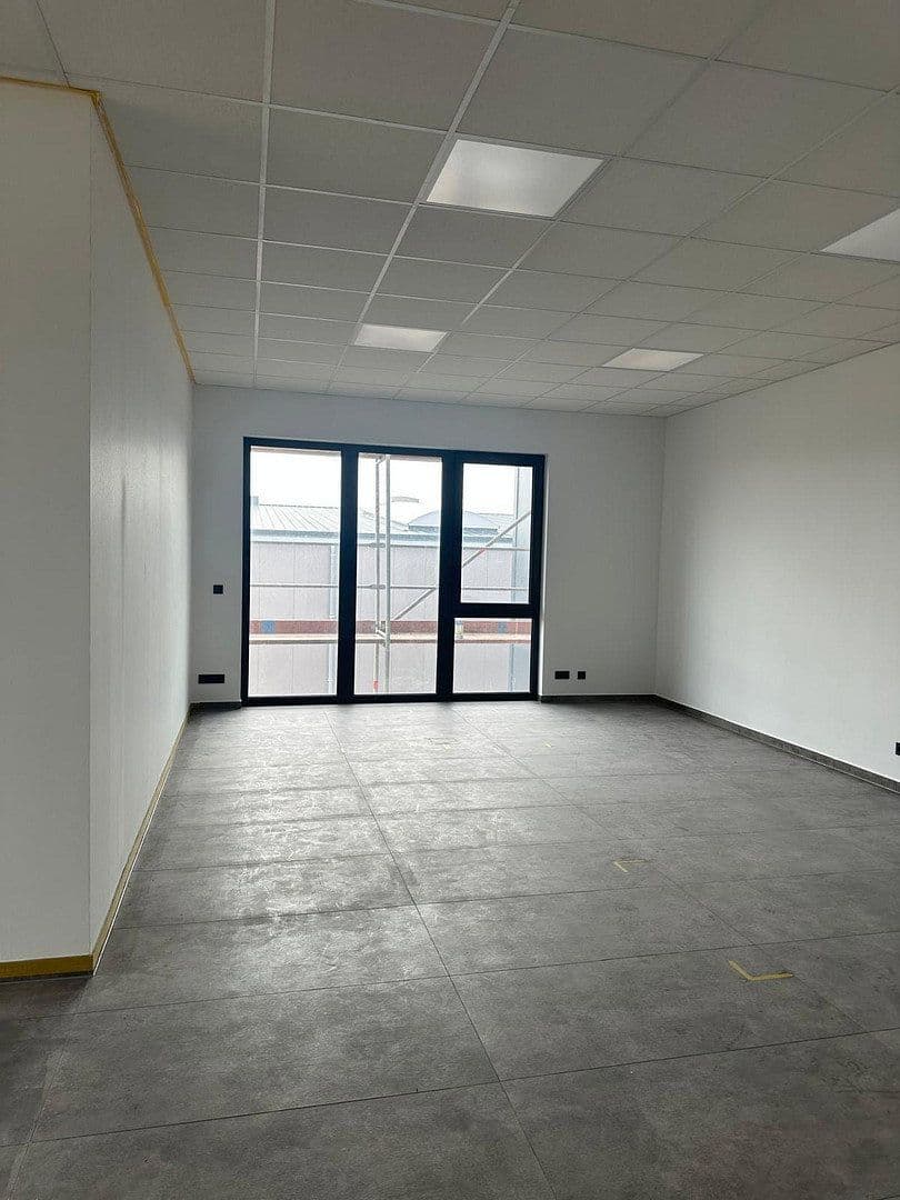 Prenájom kancelárie 96 m², Emmy-Noether-Str. 4, Rheinbach, Severné Porýnie - Westfálsko Prenájom kancelárie 96 m², Emmy-Noether-Str. 4, Rheinbach, Severné Porýnie - Westfálsko