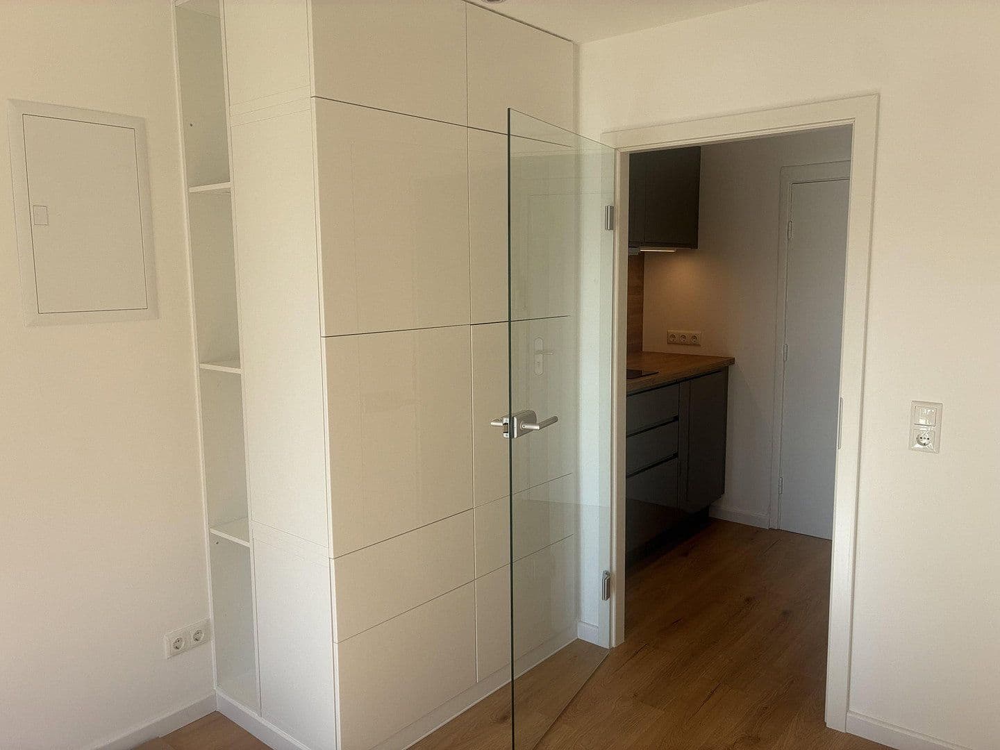 Prenájom bytu 1-izbový 22 m², Hamburg, Hamburg Prenájom bytu 1-izbový 22 m², Hamburg, Hamburg