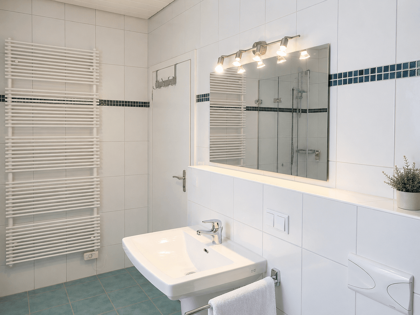Predaj domu 140 m², pozemok 588 m², Pfullendorf, Bádensko-Wurttembersko Predaj domu 140 m², pozemok 588 m², Pfullendorf, Bádensko-Wurttembersko