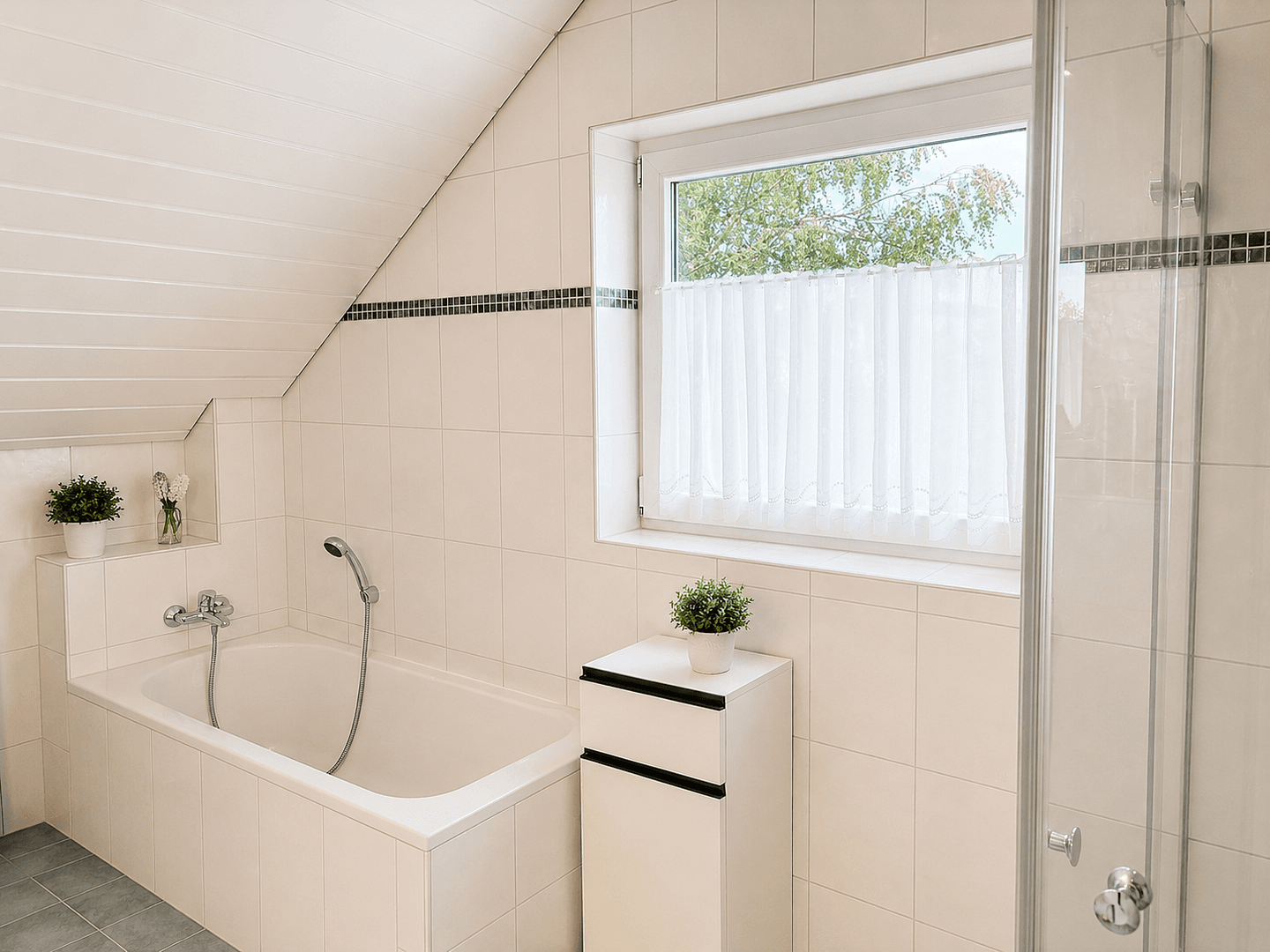 Predaj domu 140 m², pozemok 588 m², Pfullendorf, Bádensko-Wurttembersko Predaj domu 140 m², pozemok 588 m², Pfullendorf, Bádensko-Wurttembersko