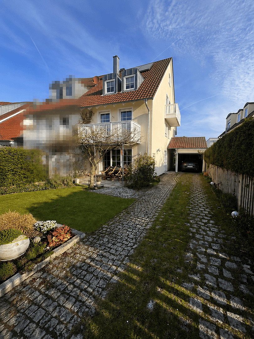 Predaj domu 156 m², pozemok 372 m², Markt Indersdorf, Bavorsko Predaj domu 156 m², pozemok 372 m², Markt Indersdorf, Bavorsko