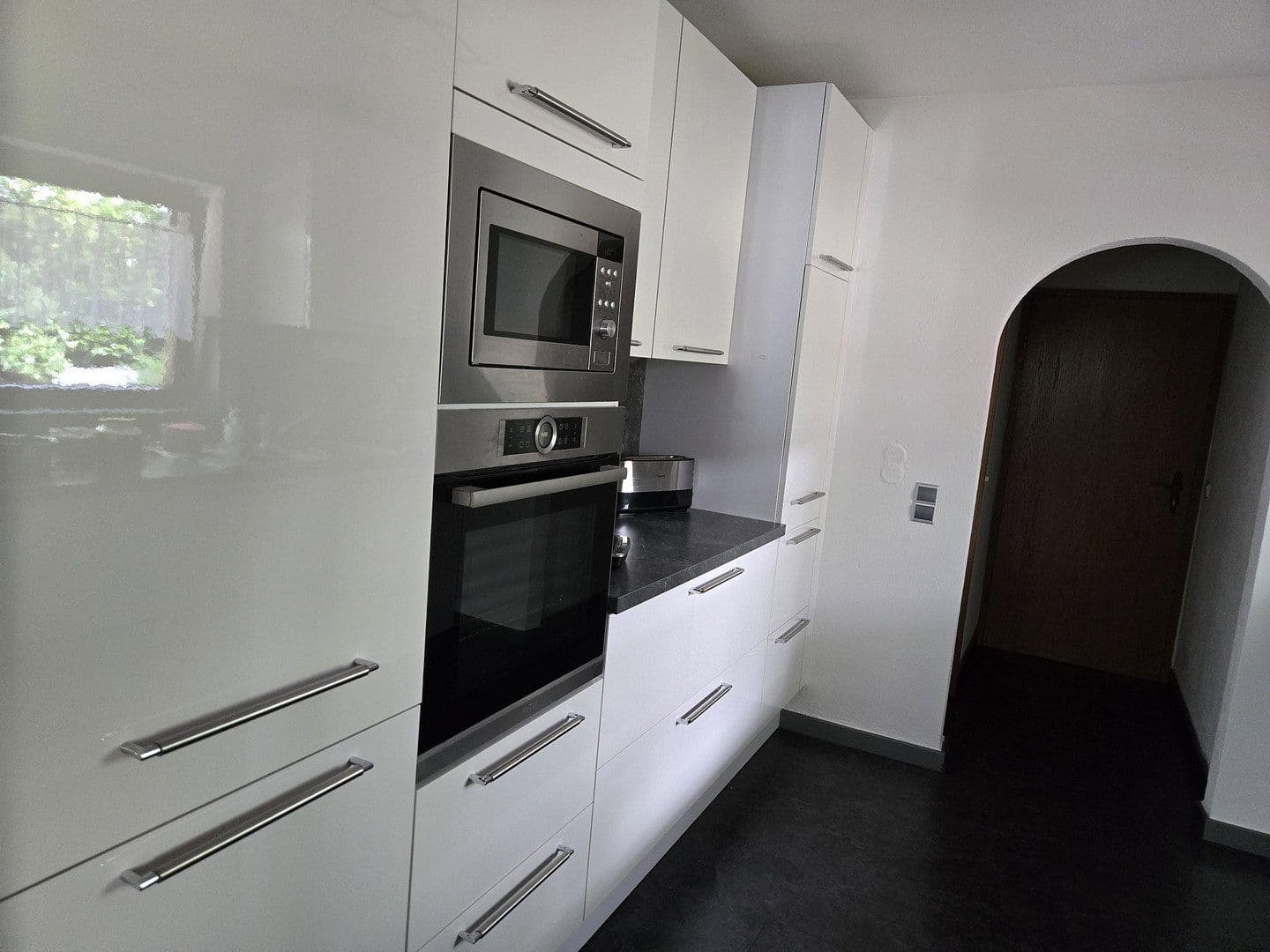 Predaj domu 216 m², pozemok 549 m², Gelnhausen, Hesensko Predaj domu 216 m², pozemok 549 m², Gelnhausen, Hesensko