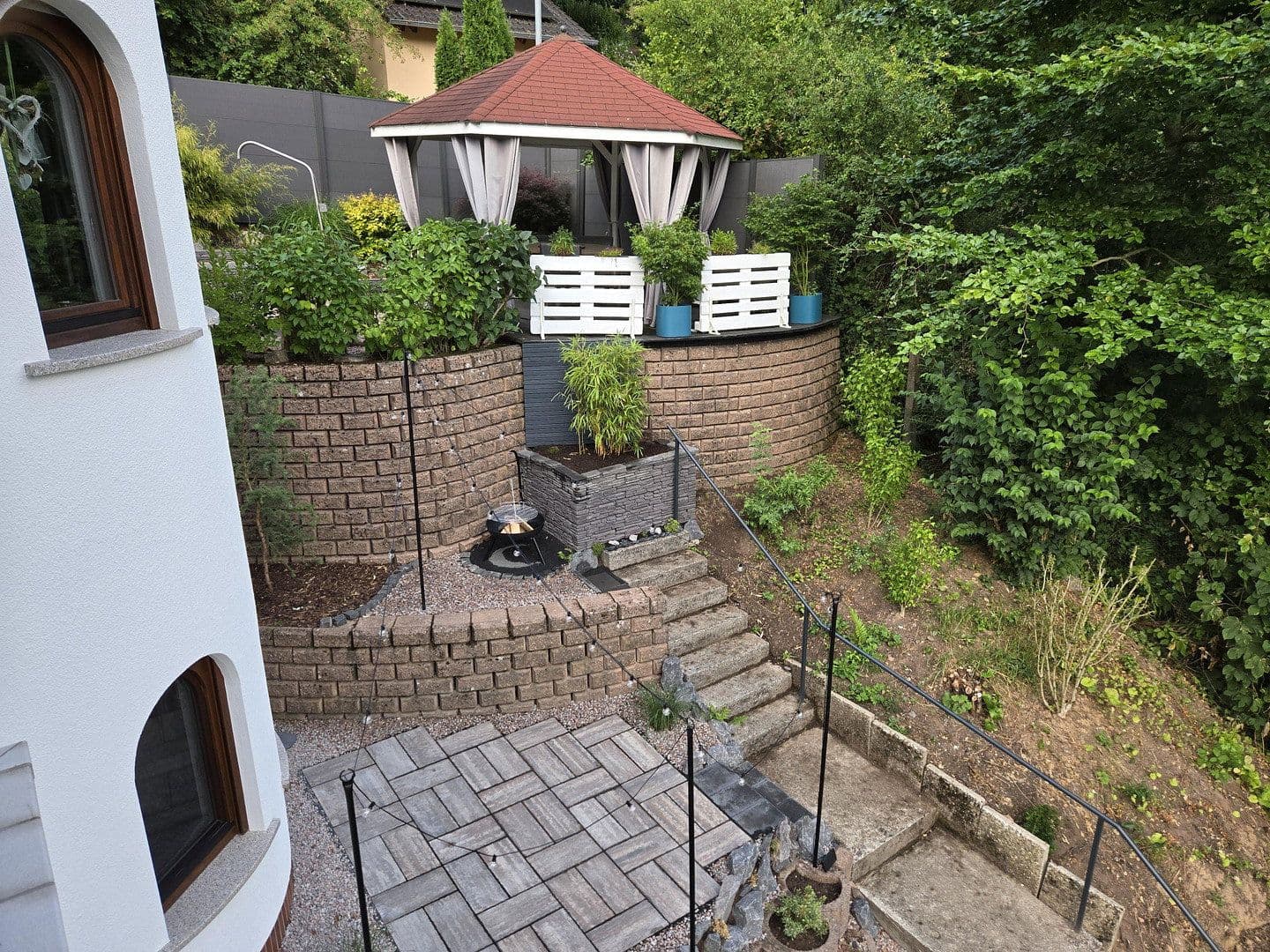 Predaj domu 216 m², pozemok 549 m², Gelnhausen, Hesensko Predaj domu 216 m², pozemok 549 m², Gelnhausen, Hesensko