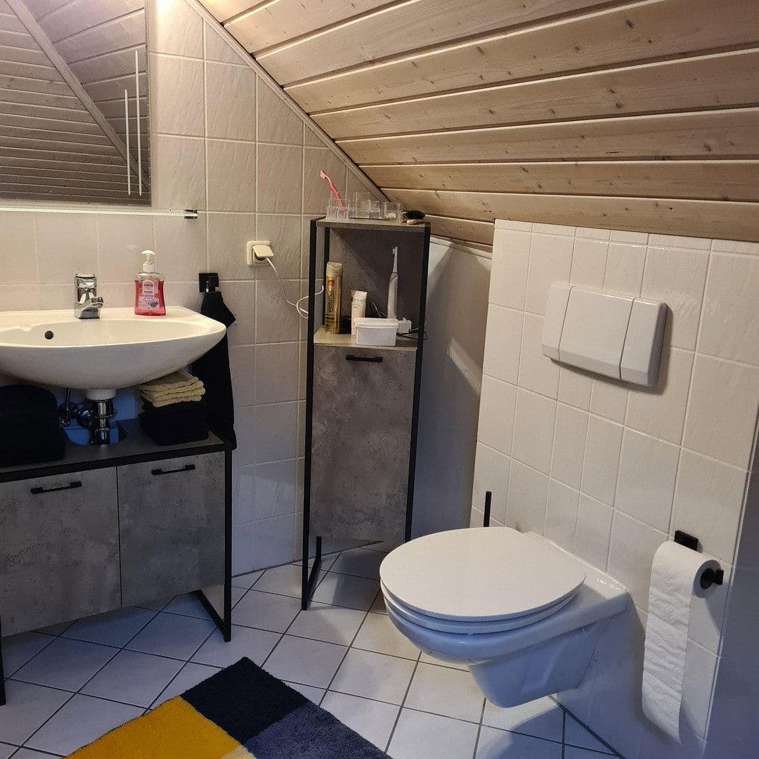 Predaj domu 216 m², pozemok 549 m², Gelnhausen, Hesensko Predaj domu 216 m², pozemok 549 m², Gelnhausen, Hesensko