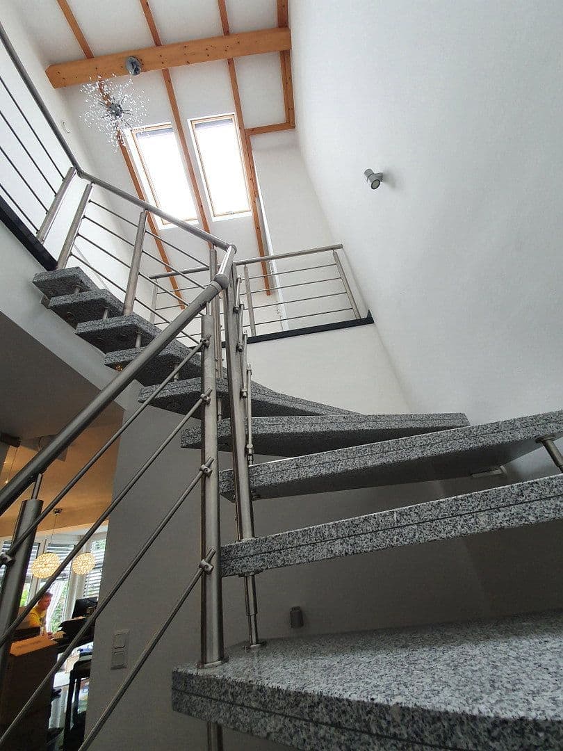 Prenájom domu 147 m², pozemok 355 m², Schlehenstraße 8, Unterschleißheim-Hollern, Bavorsko Prenájom domu 147 m², pozemok 355 m², Schlehenstraße 8, Unterschleißheim-Hollern, Bavorsko