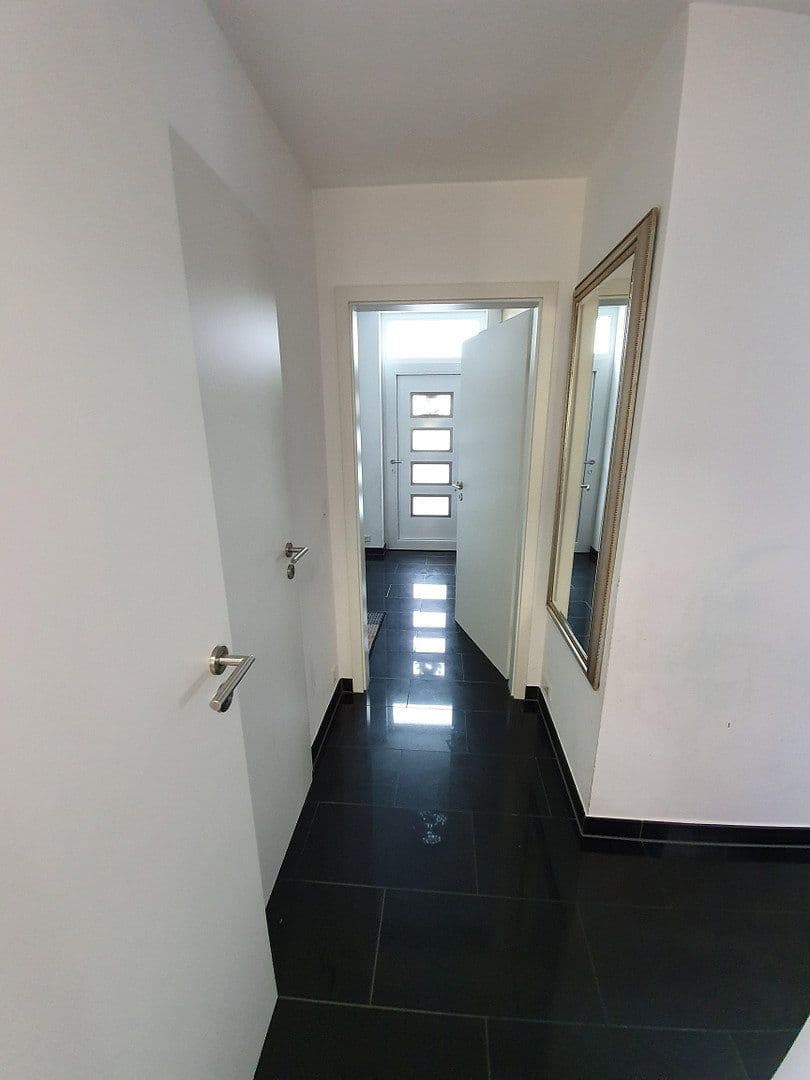 Prenájom domu 147 m², pozemok 355 m², Schlehenstraße 8, Unterschleißheim-Hollern, Bavorsko Prenájom domu 147 m², pozemok 355 m², Schlehenstraße 8, Unterschleißheim-Hollern, Bavorsko