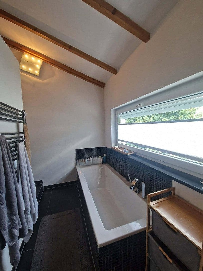 Prenájom domu 147 m², pozemok 355 m², Schlehenstraße 8, Unterschleißheim-Hollern, Bavorsko Prenájom domu 147 m², pozemok 355 m², Schlehenstraße 8, Unterschleißheim-Hollern, Bavorsko