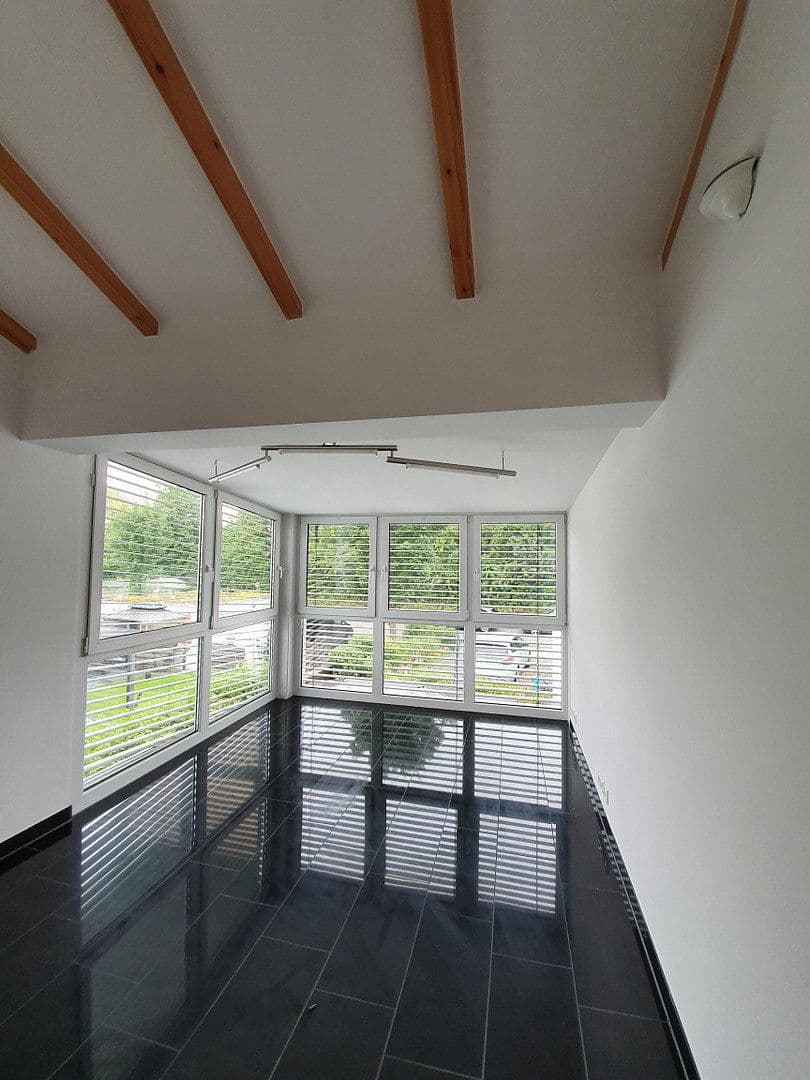 Prenájom domu 147 m², pozemok 355 m², Schlehenstraße 8, Unterschleißheim-Hollern, Bavorsko Prenájom domu 147 m², pozemok 355 m², Schlehenstraße 8, Unterschleißheim-Hollern, Bavorsko