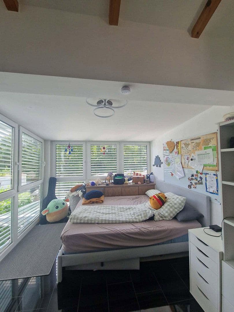 Prenájom domu 147 m², pozemok 355 m², Schlehenstraße 8, Unterschleißheim-Hollern, Bavorsko Prenájom domu 147 m², pozemok 355 m², Schlehenstraße 8, Unterschleißheim-Hollern, Bavorsko