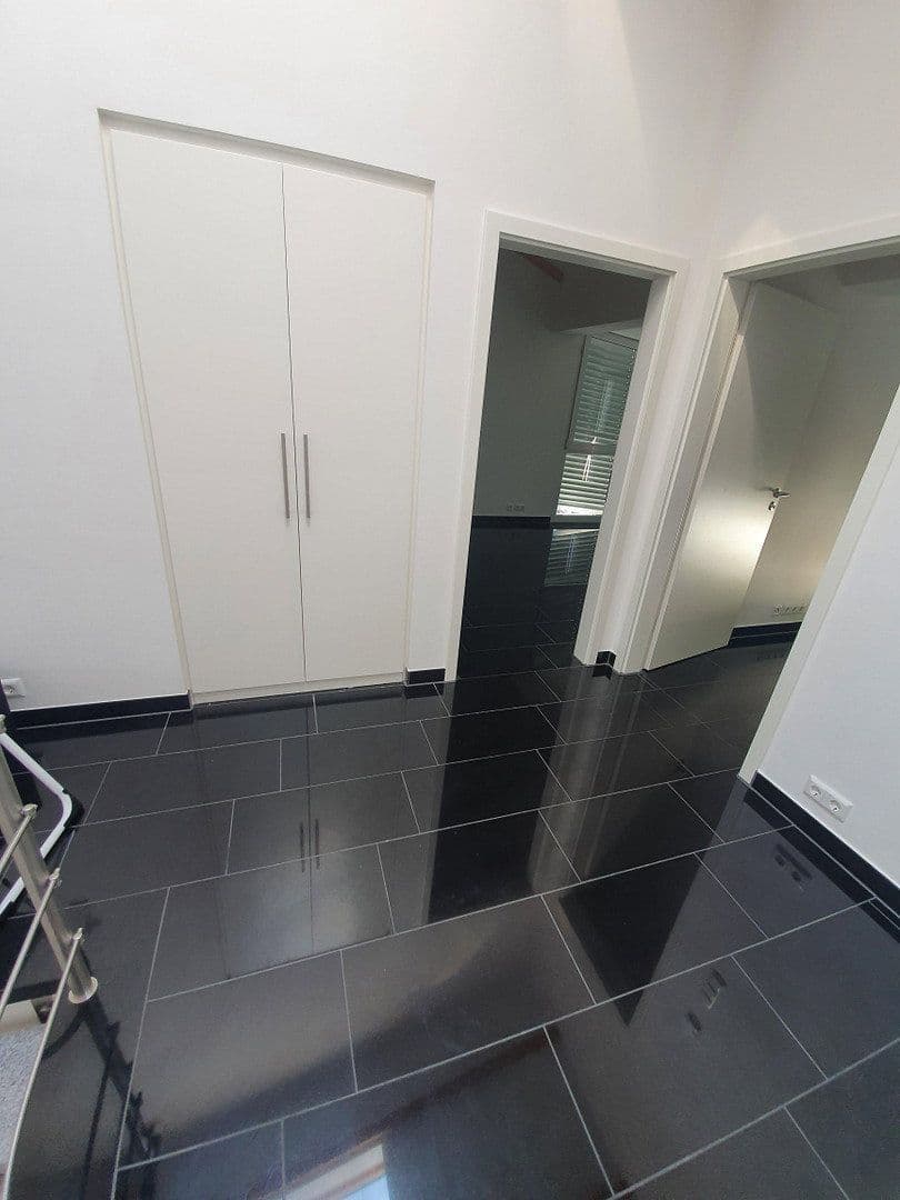 Prenájom domu 147 m², pozemok 355 m², Schlehenstraße 8, Unterschleißheim-Hollern, Bavorsko Prenájom domu 147 m², pozemok 355 m², Schlehenstraße 8, Unterschleißheim-Hollern, Bavorsko