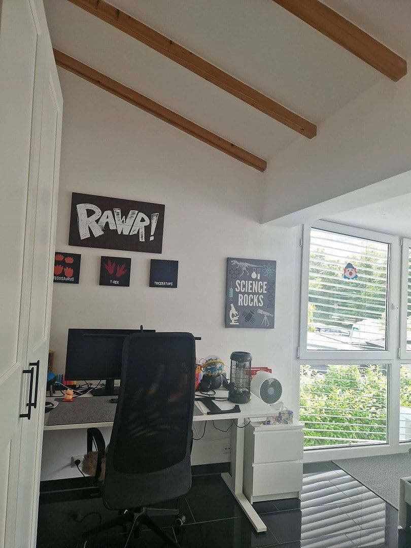 Prenájom domu 147 m², pozemok 355 m², Schlehenstraße 8, Unterschleißheim-Hollern, Bavorsko Prenájom domu 147 m², pozemok 355 m², Schlehenstraße 8, Unterschleißheim-Hollern, Bavorsko