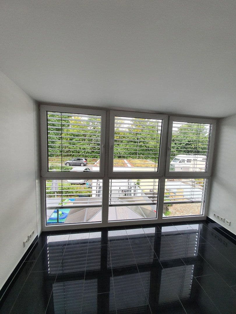 Prenájom domu 147 m², pozemok 355 m², Schlehenstraße 8, Unterschleißheim-Hollern, Bavorsko Prenájom domu 147 m², pozemok 355 m², Schlehenstraße 8, Unterschleißheim-Hollern, Bavorsko