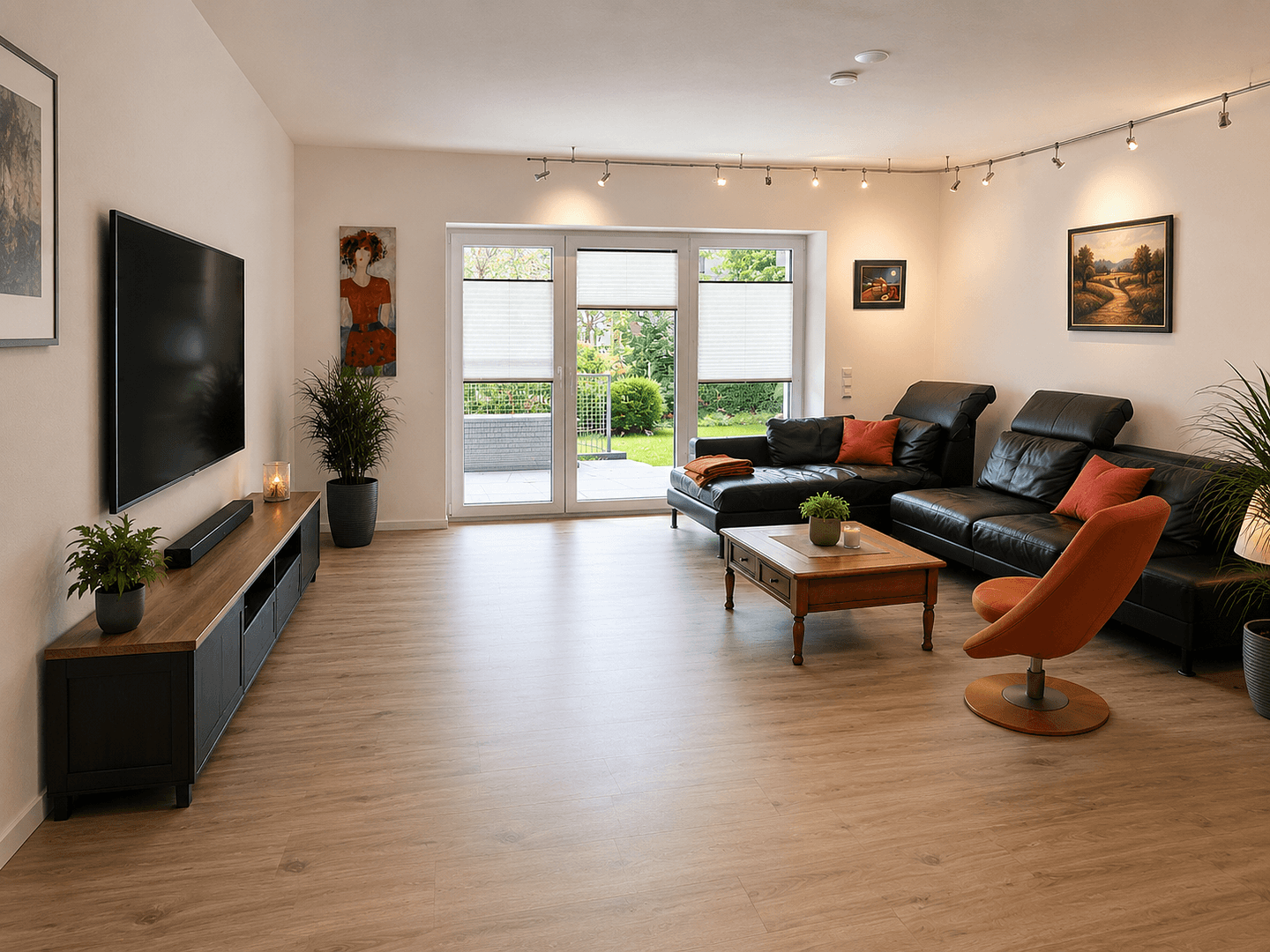 Prenájom bytu 4-izbový 106 m², Westermannstraße 9 1/2, Memmingen, Bavorsko Prenájom bytu 4-izbový 106 m², Westermannstraße 9 1/2, Memmingen, Bavorsko