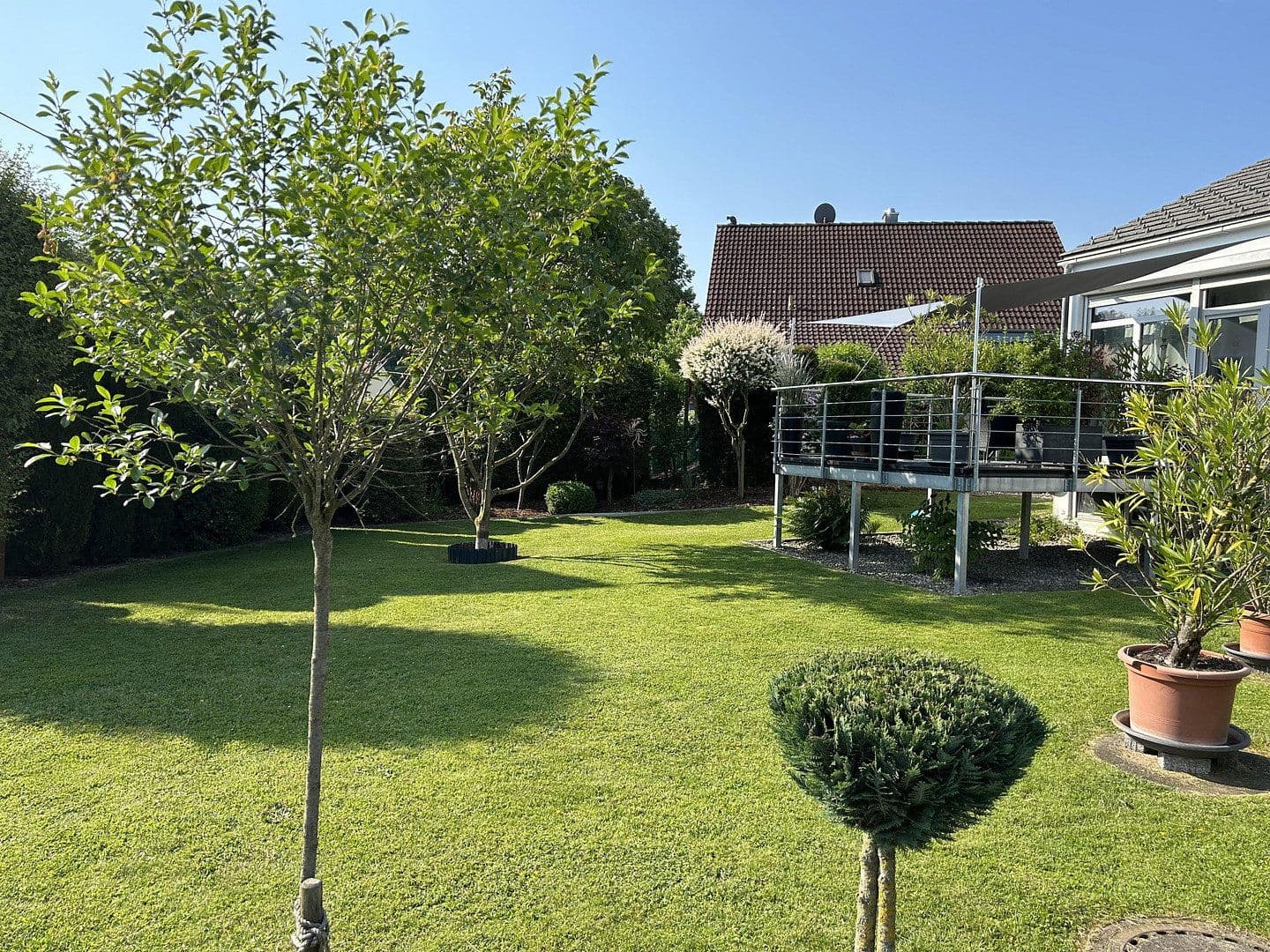 Predaj domu 351 m², pozemok 2.442 m², Weißenhorn, Bavorsko Predaj domu 351 m², pozemok 2.442 m², Weißenhorn, Bavorsko