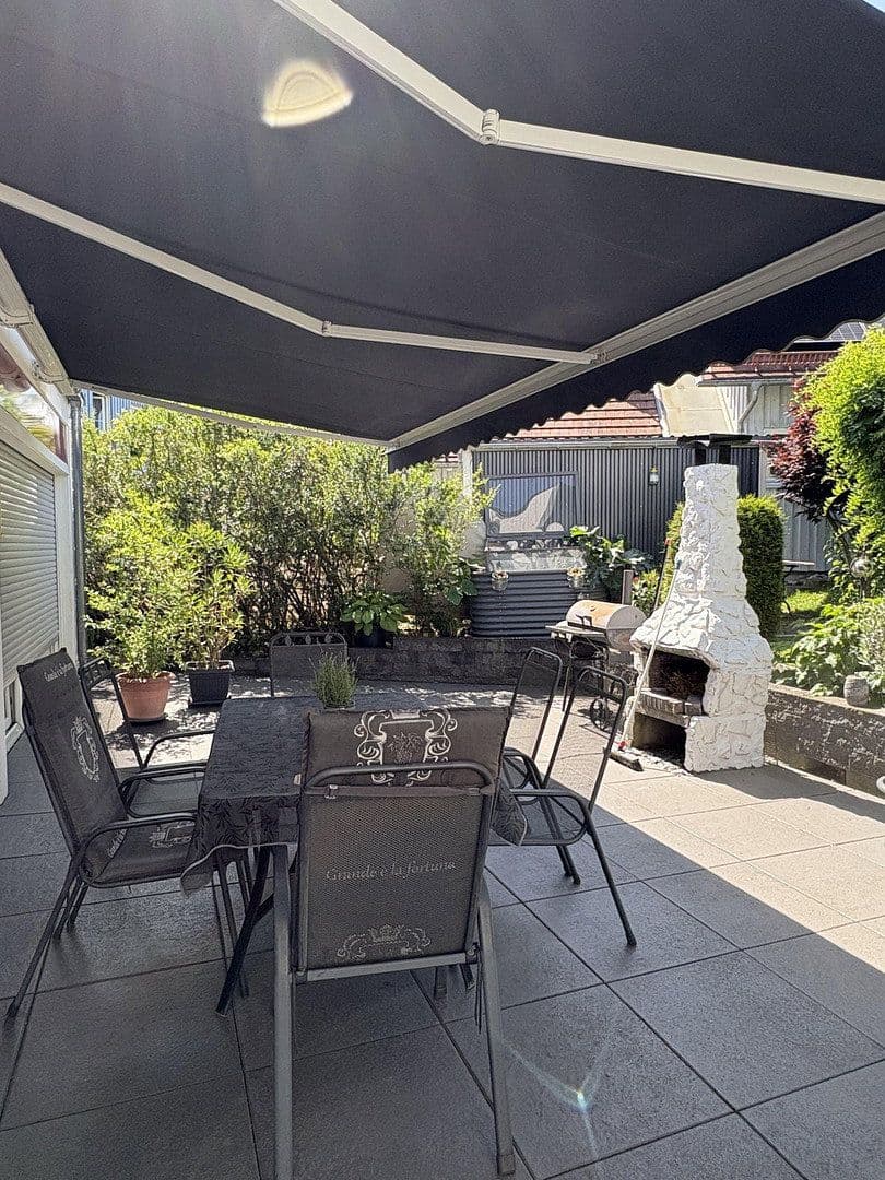 Predaj domu 351 m², pozemok 2.442 m², Weißenhorn, Bavorsko Predaj domu 351 m², pozemok 2.442 m², Weißenhorn, Bavorsko