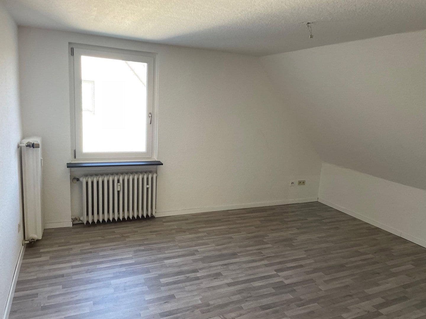Prenájom bytu 3-izbový 68 m², Theoderichstraße 10, Bochum, Severné Porýnie - Westfálsko Prenájom bytu 3-izbový 68 m², Theoderichstraße 10, Bochum, Severné Porýnie - Westfálsko