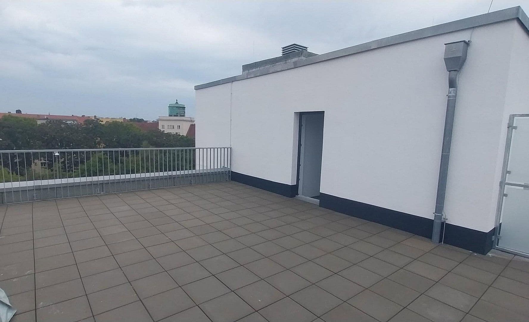 Prenájom bytu 1-izbový 27 m², Rembrandtstraße 20, Berlin, Berlín Prenájom bytu 1-izbový 27 m², Rembrandtstraße 20, Berlin, Berlín