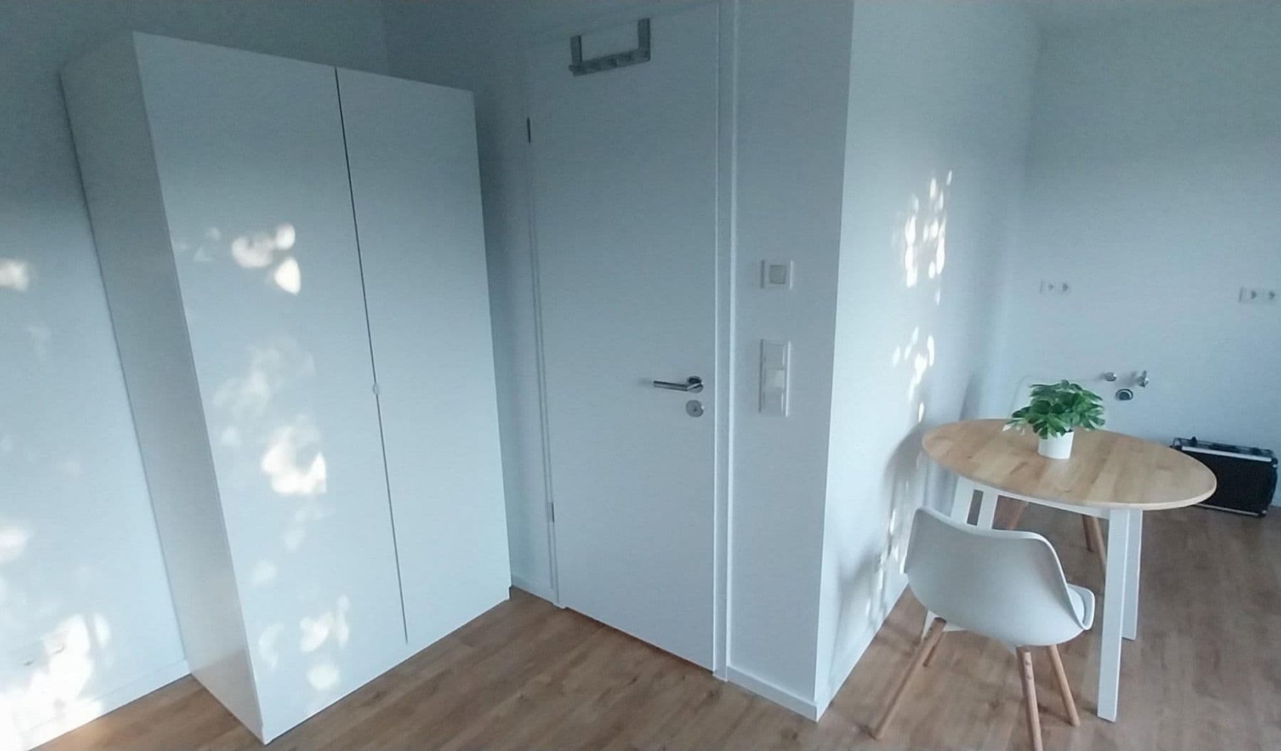 Prenájom bytu 1-izbový 27 m², Rembrandtstraße 20, Berlin, Berlín Prenájom bytu 1-izbový 27 m², Rembrandtstraße 20, Berlin, Berlín
