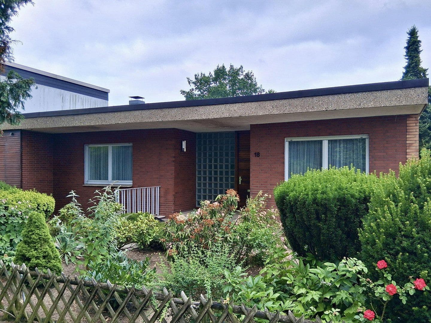 Predaj domu 124 m², pozemok 705 m², Marl, Severné Porýnie - Westfálsko Predaj domu 124 m², pozemok 705 m², Marl, Severné Porýnie - Westfálsko
