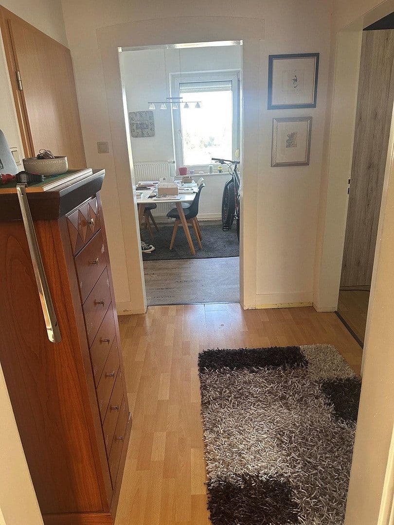Prenájom bytu 3-izbový 88 m², Ringstraße 16, Höhr-Grenzhausen, Porýnie-Falcko Prenájom bytu 3-izbový 88 m², Ringstraße 16, Höhr-Grenzhausen, Porýnie-Falcko