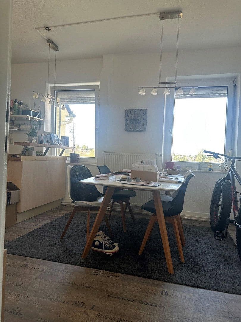 Prenájom bytu 3-izbový 88 m², Ringstraße 16, Höhr-Grenzhausen, Porýnie-Falcko Prenájom bytu 3-izbový 88 m², Ringstraße 16, Höhr-Grenzhausen, Porýnie-Falcko