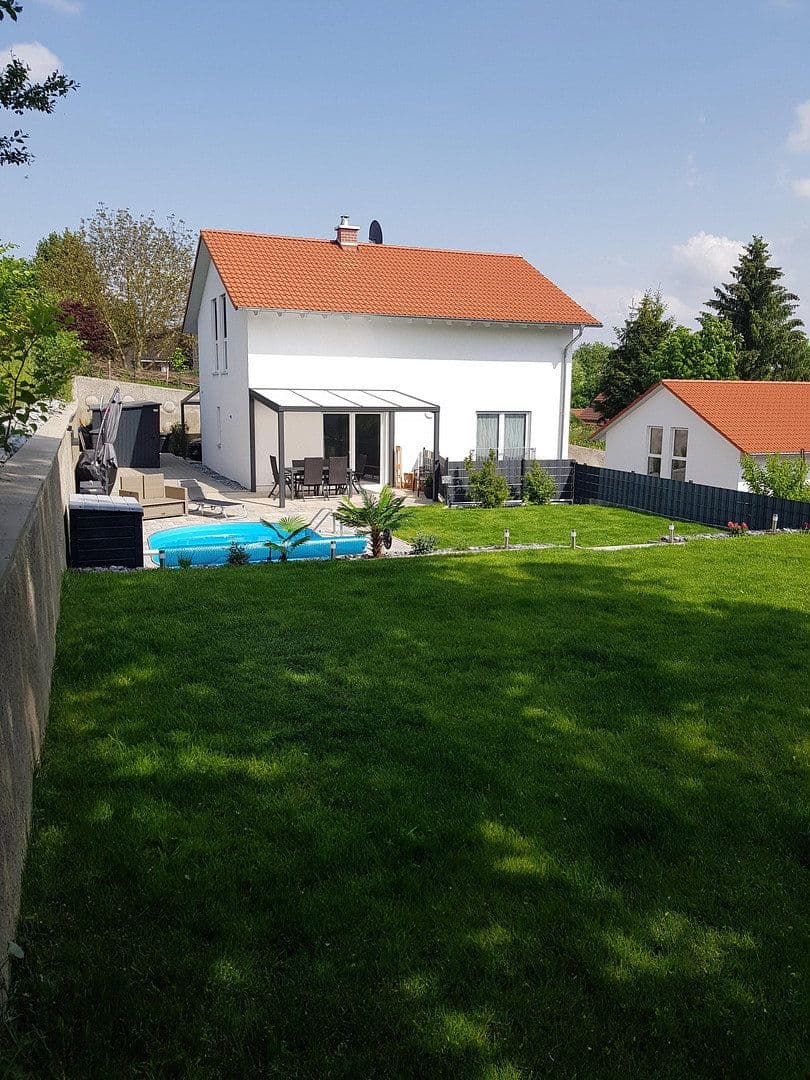 Predaj domu 133 m², pozemok 767 m², Nandlstadt, Bavorsko Predaj domu 133 m², pozemok 767 m², Nandlstadt, Bavorsko