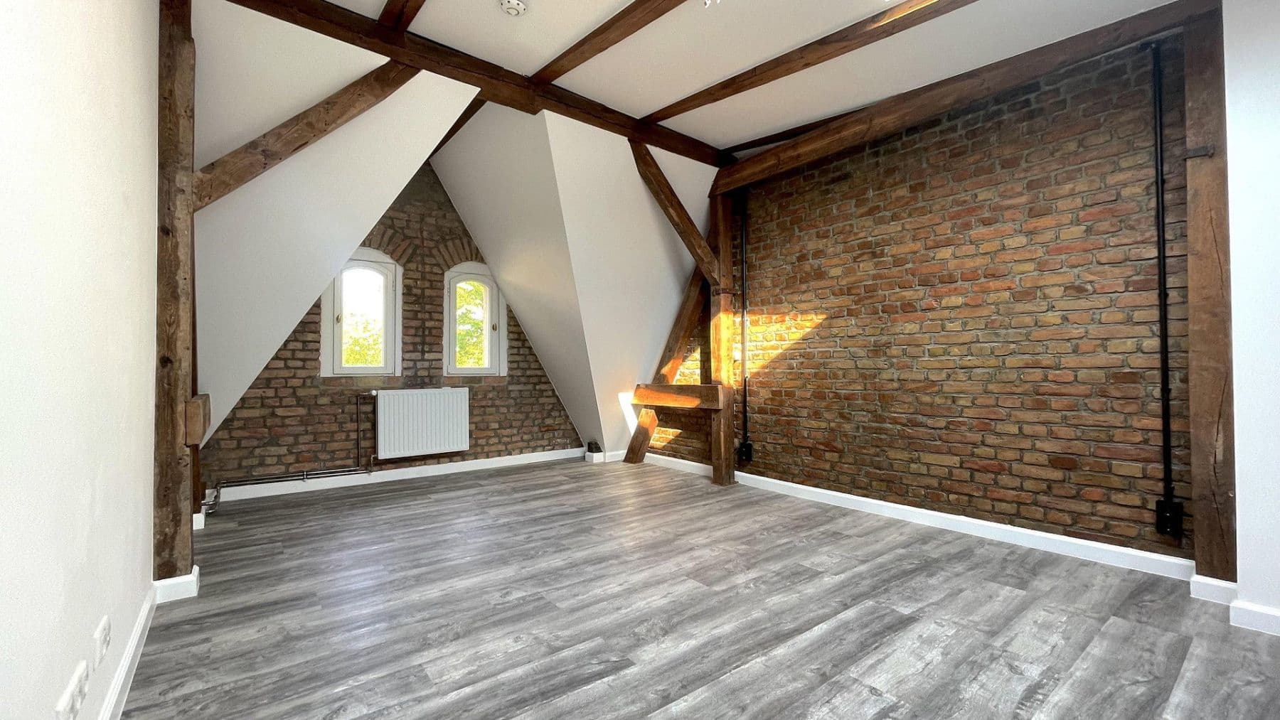 Prenájom bytu 3-izbový 111 m², Räuschstr. 68, Berlin, Berlín Prenájom bytu 3-izbový 111 m², Räuschstr. 68, Berlin, Berlín