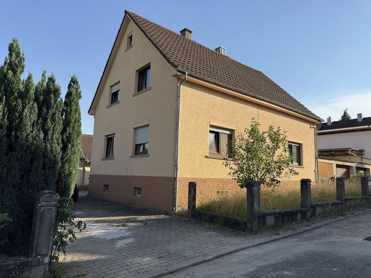 Predaj domu 185 m², pozemok 700 m², Bad Rappenau, Bádensko-Wurttembersko Predaj domu 185 m², pozemok 700 m², Bad Rappenau, Bádensko-Wurttembersko