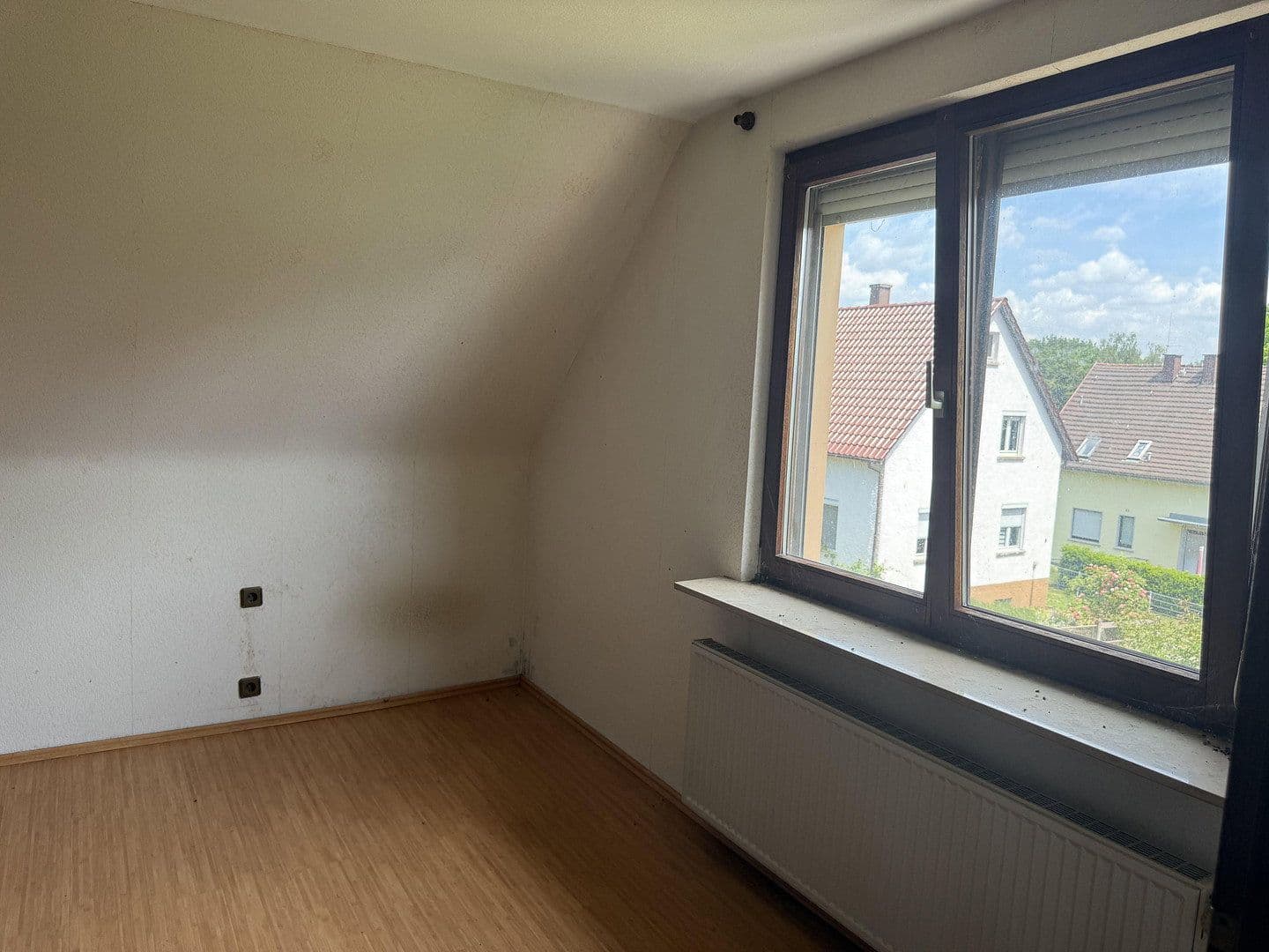 Predaj domu 185 m², pozemok 700 m², Bad Rappenau, Bádensko-Wurttembersko Predaj domu 185 m², pozemok 700 m², Bad Rappenau, Bádensko-Wurttembersko