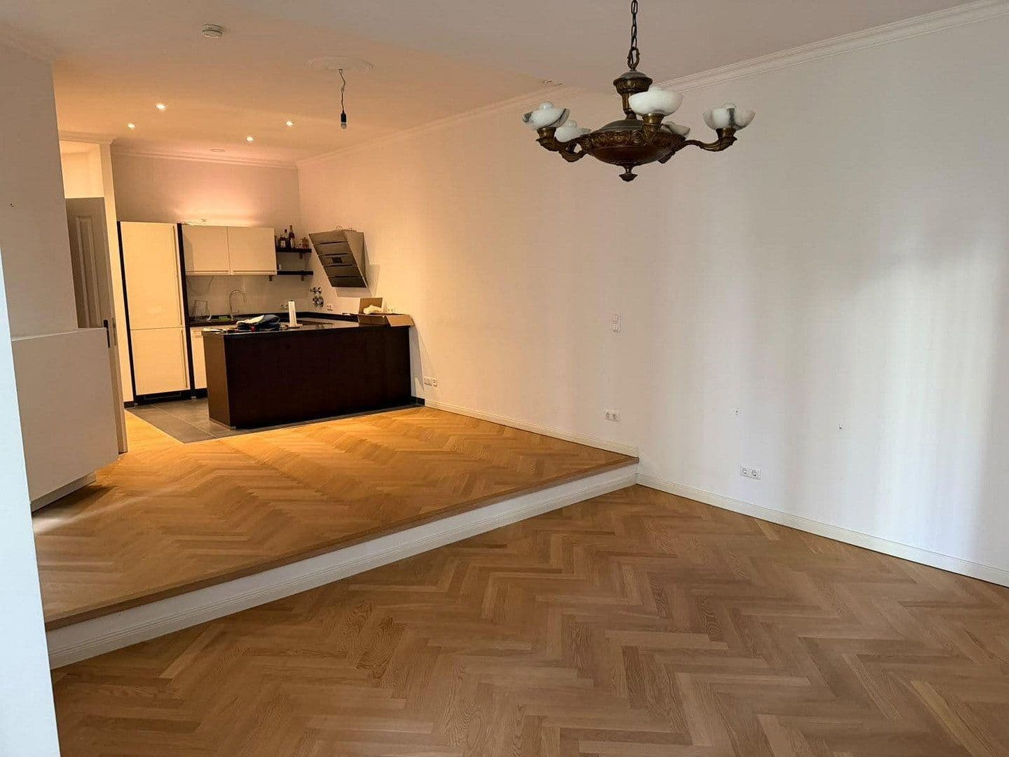 Predaj bytu 3-izbový 98 m², Finowstrasse 17, Berlin Friedrichshain, Berlín Predaj bytu 3-izbový 98 m², Finowstrasse 17, Berlin Friedrichshain, Berlín