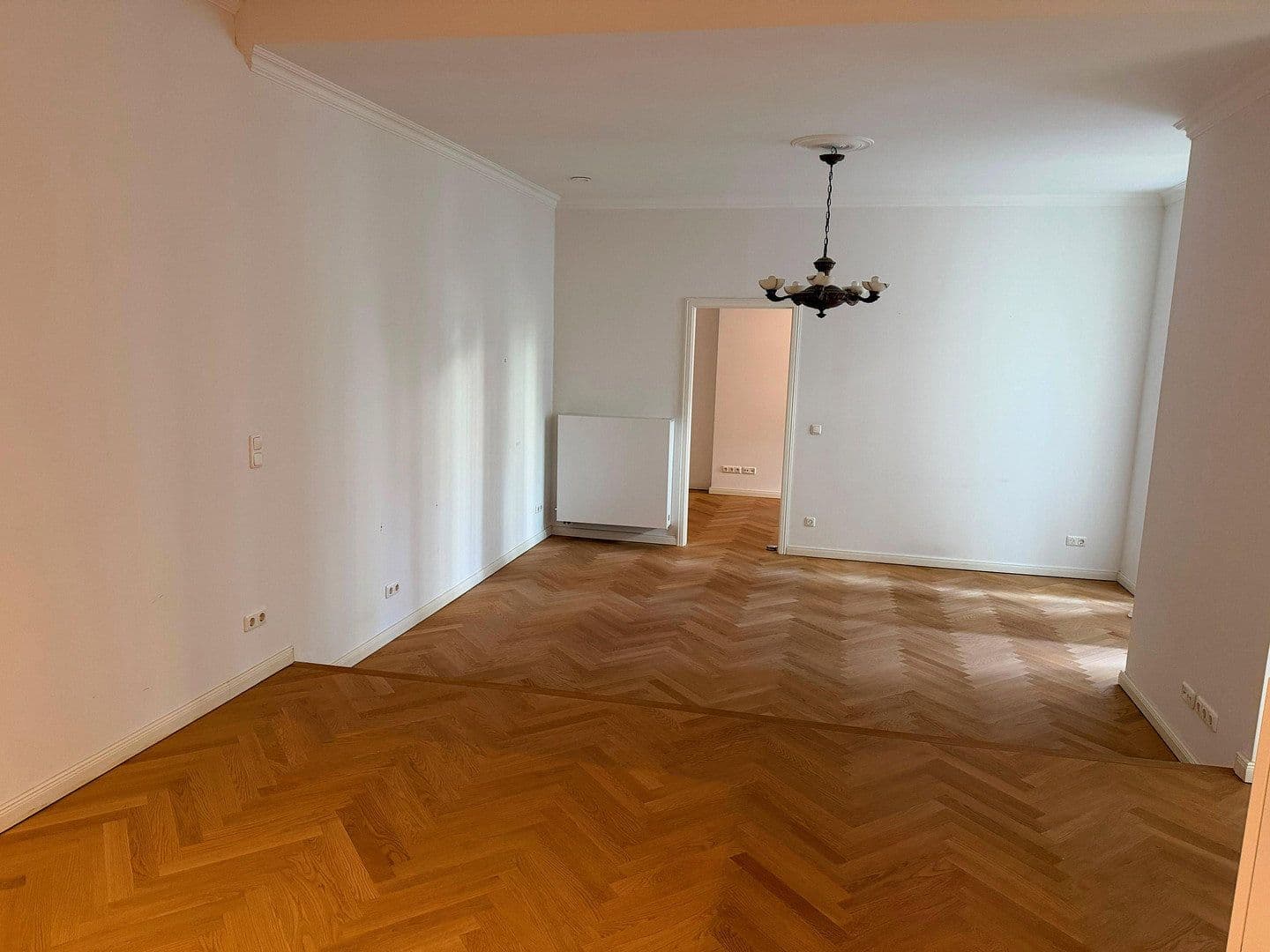 Predaj bytu 3-izbový 98 m², Finowstrasse 17, Berlin Friedrichshain, Berlín Predaj bytu 3-izbový 98 m², Finowstrasse 17, Berlin Friedrichshain, Berlín