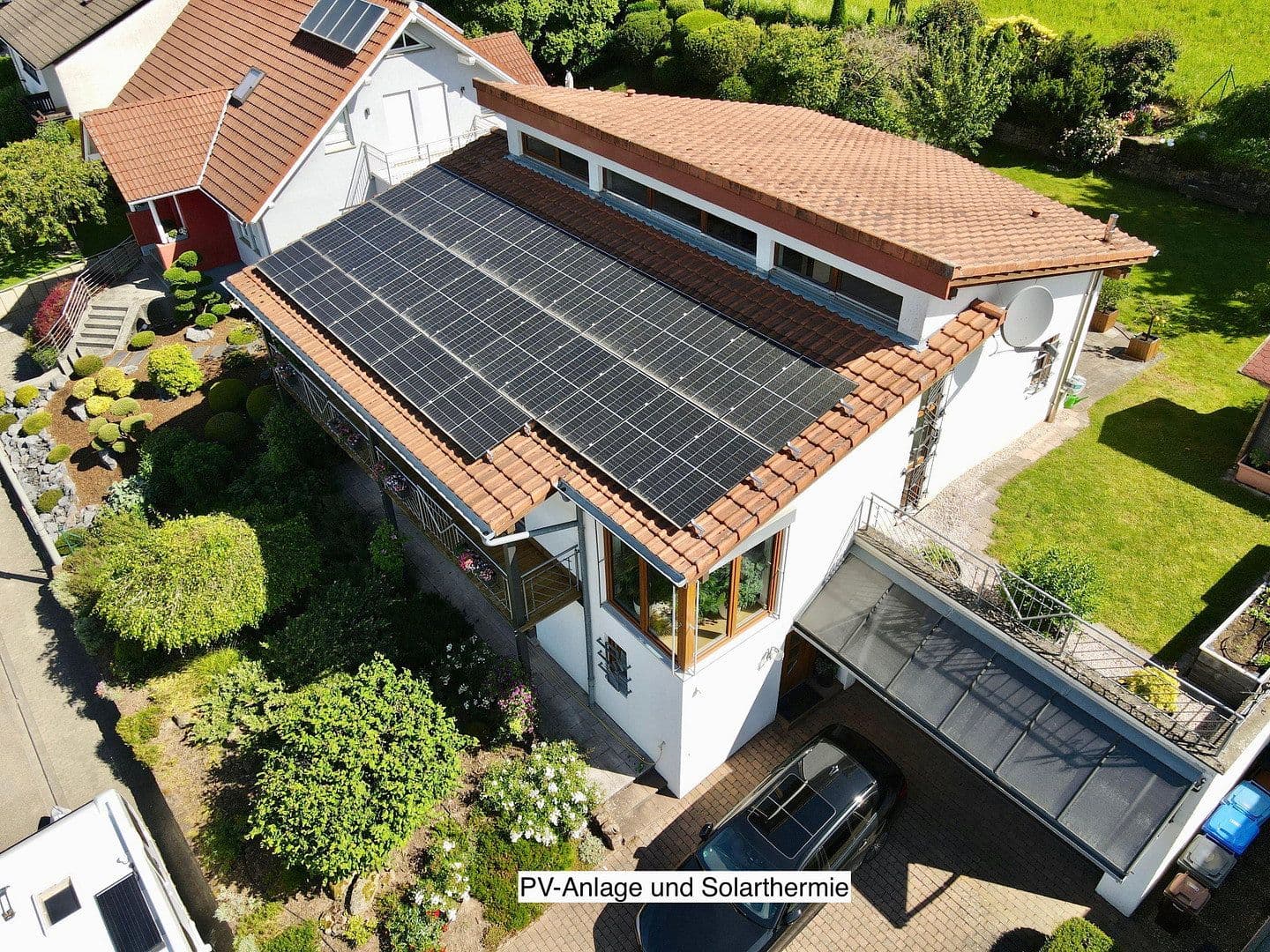 Predaj domu 181 m², pozemok 617 m², Hangstraße 18, Nünschweiler, Porýnie-Falcko Predaj domu 181 m², pozemok 617 m², Hangstraße 18, Nünschweiler, Porýnie-Falcko