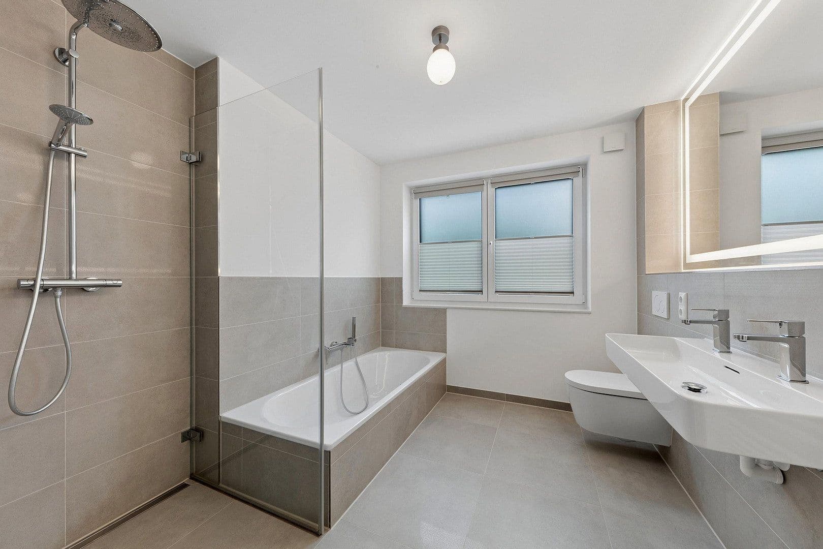 Prenájom bytu 3-izbový 77 m², Ziehrerweg 5a, Hamburg, Hamburg Prenájom bytu 3-izbový 77 m², Ziehrerweg 5a, Hamburg, Hamburg