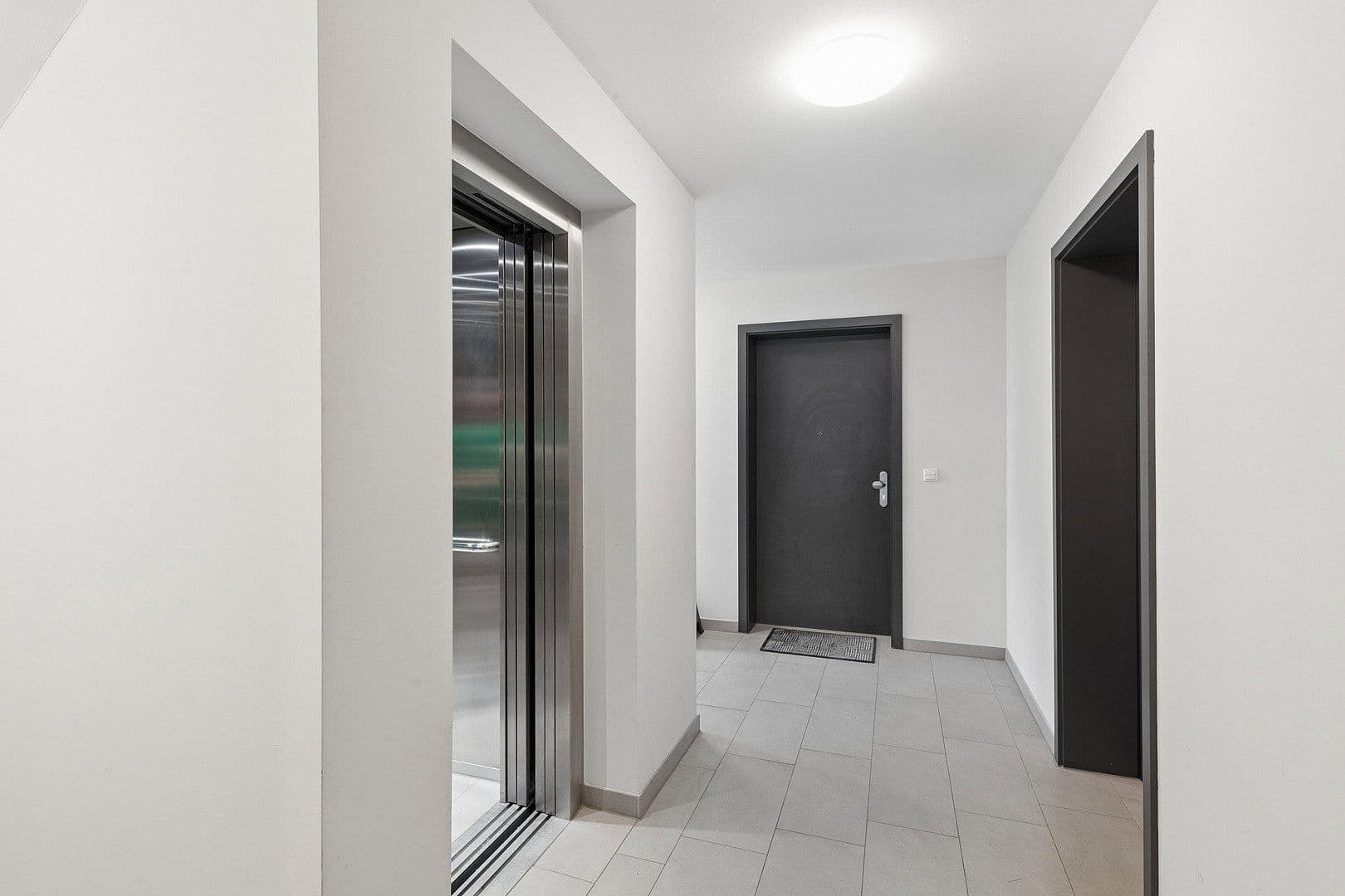 Prenájom bytu 3-izbový 77 m², Ziehrerweg 5a, Hamburg, Hamburg Prenájom bytu 3-izbový 77 m², Ziehrerweg 5a, Hamburg, Hamburg