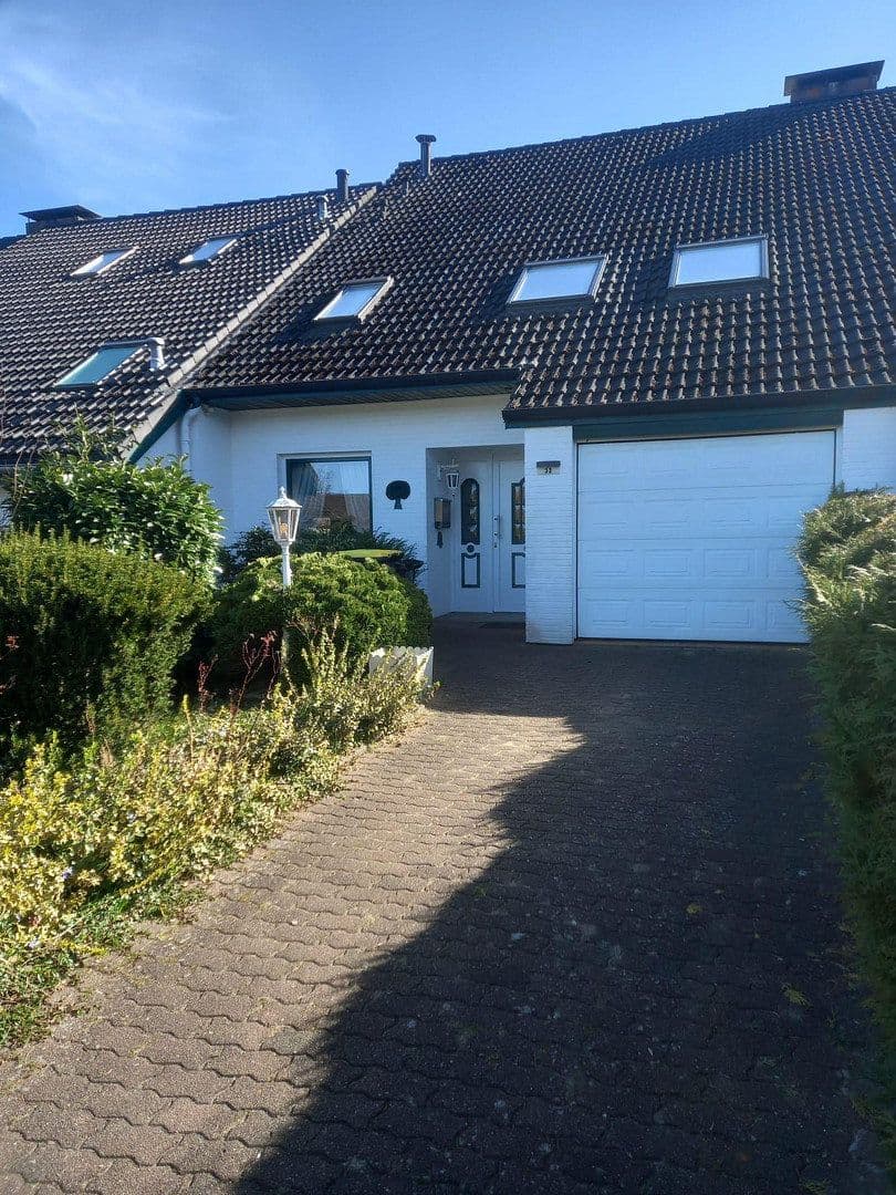 Predaj domu 145 m², pozemok 401 m², Barsbüttel, Šlezvicko-Holštajnsko Predaj domu 145 m², pozemok 401 m², Barsbüttel, Šlezvicko-Holštajnsko