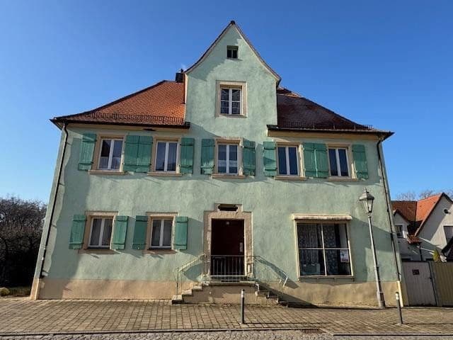 Predaj domu 180 m², pozemok 300 m², Pleinfelder Str. 30, Ellingen, Bavorsko Predaj domu 180 m², pozemok 300 m², Pleinfelder Str. 30, Ellingen, Bavorsko