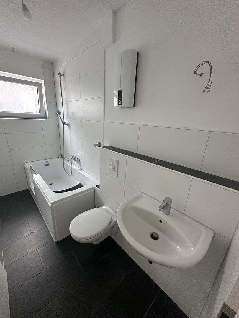 Prenájom bytu 3-izbový 72 m², Grandstraße 44, Essen, Severné Porýnie - Westfálsko Prenájom bytu 3-izbový 72 m², Grandstraße 44, Essen, Severné Porýnie - Westfálsko