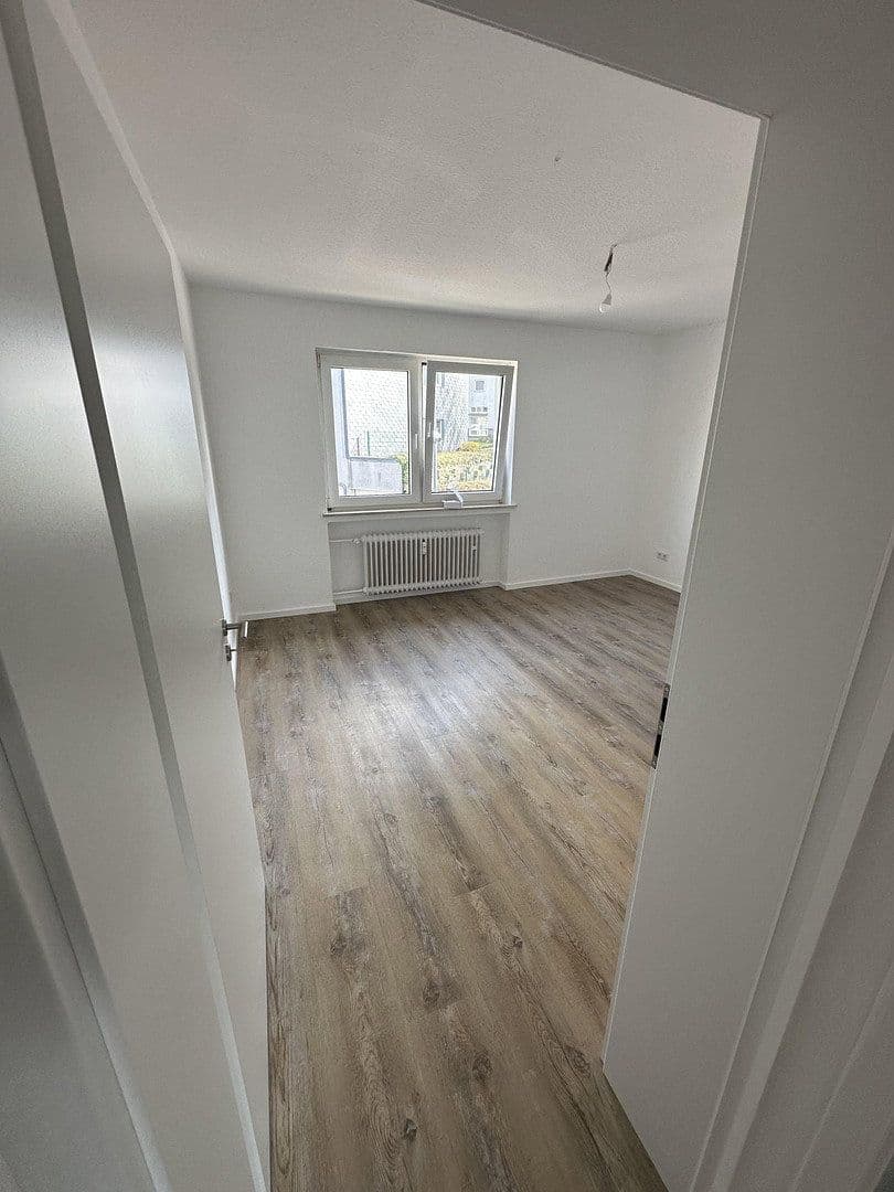 Prenájom bytu 3-izbový 72 m², Grandstraße 44, Essen, Severné Porýnie - Westfálsko Prenájom bytu 3-izbový 72 m², Grandstraße 44, Essen, Severné Porýnie - Westfálsko
