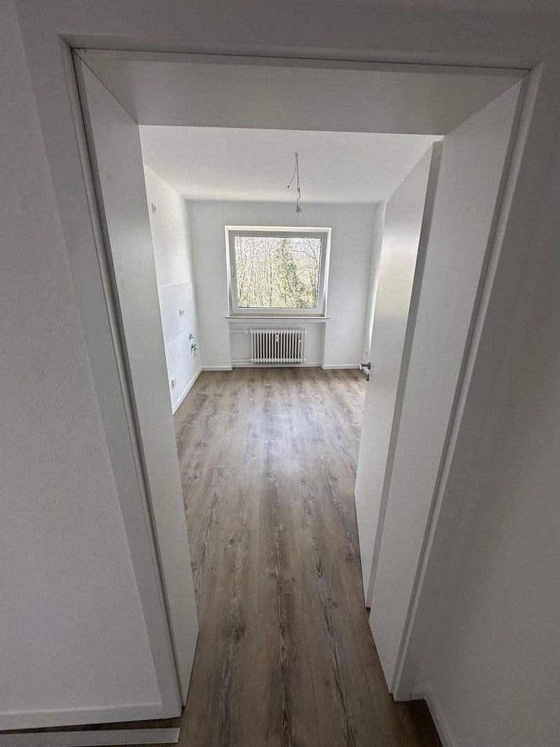 Prenájom bytu 3-izbový 72 m², Grandstraße 44, Essen, Severné Porýnie - Westfálsko Prenájom bytu 3-izbový 72 m², Grandstraße 44, Essen, Severné Porýnie - Westfálsko