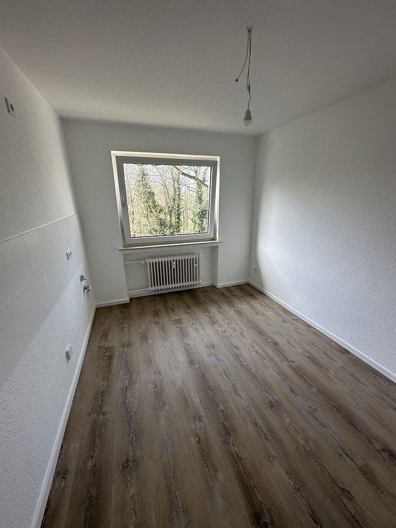 Prenájom bytu 3-izbový 72 m², Grandstraße 44, Essen, Severné Porýnie - Westfálsko Prenájom bytu 3-izbový 72 m², Grandstraße 44, Essen, Severné Porýnie - Westfálsko