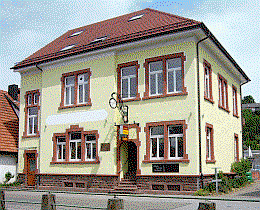 Prenájom bytu 1-izbový 48 m², Durlacherstr. 24, Keltern, Bádensko-Wurttembersko Prenájom bytu 1-izbový 48 m², Durlacherstr. 24, Keltern, Bádensko-Wurttembersko