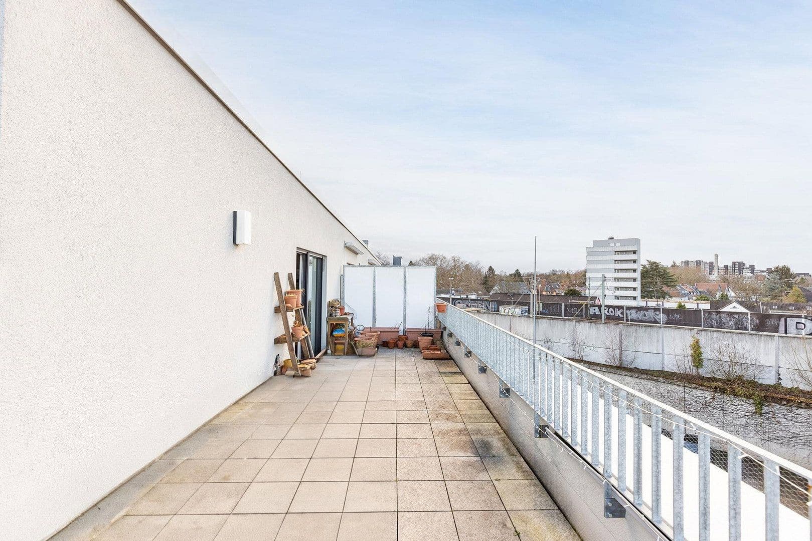 Prenájom bytu 3-izbový 142 m², Köln, Severné Porýnie - Westfálsko Prenájom bytu 3-izbový 142 m², Köln, Severné Porýnie - Westfálsko