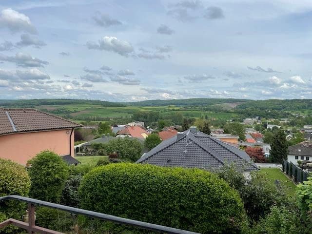 Predaj domu 211 m², pozemok 672 m², Nidda, Hesensko Predaj domu 211 m², pozemok 672 m², Nidda, Hesensko