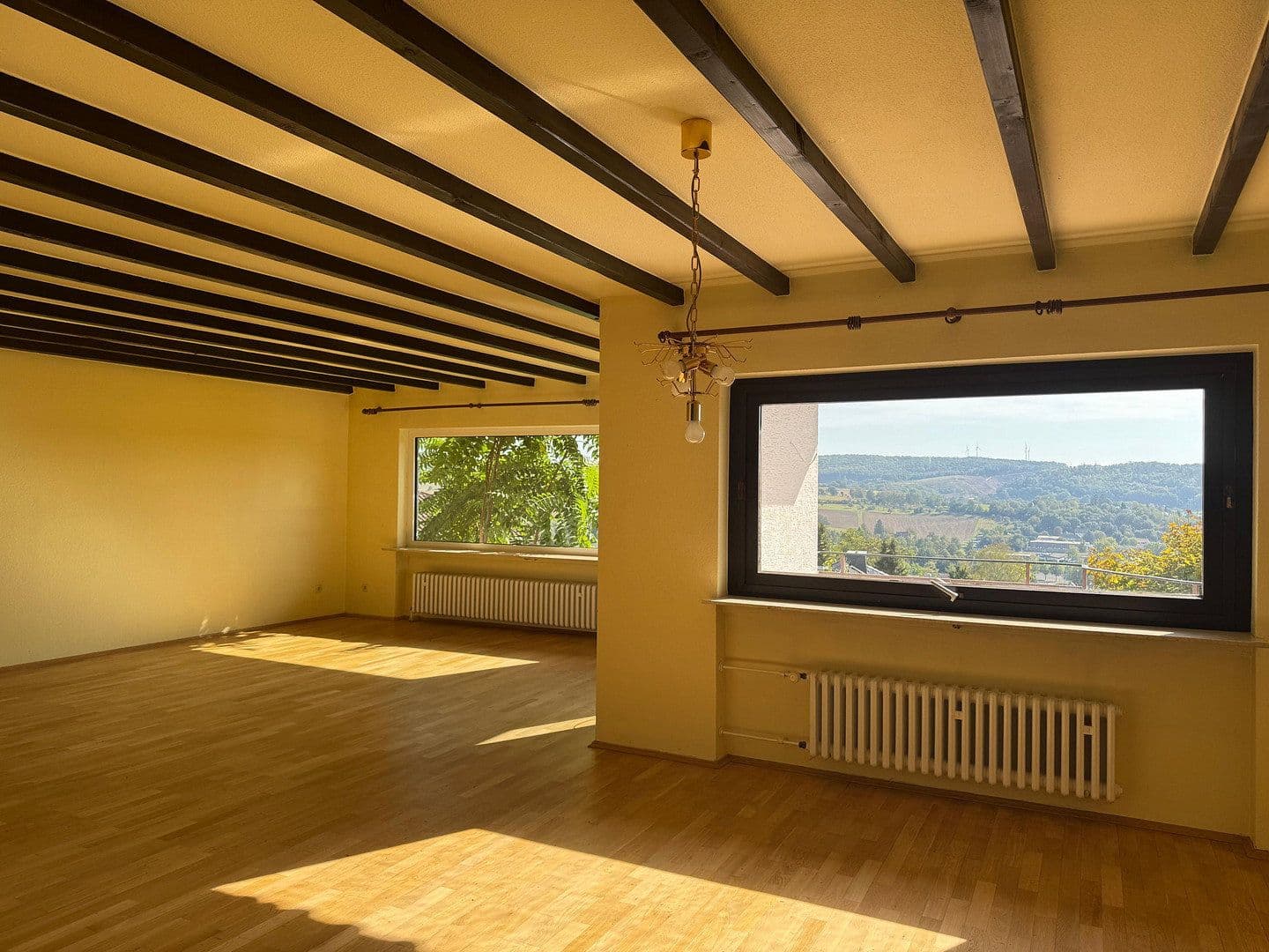 Predaj domu 211 m², pozemok 672 m², Nidda, Hesensko Predaj domu 211 m², pozemok 672 m², Nidda, Hesensko
