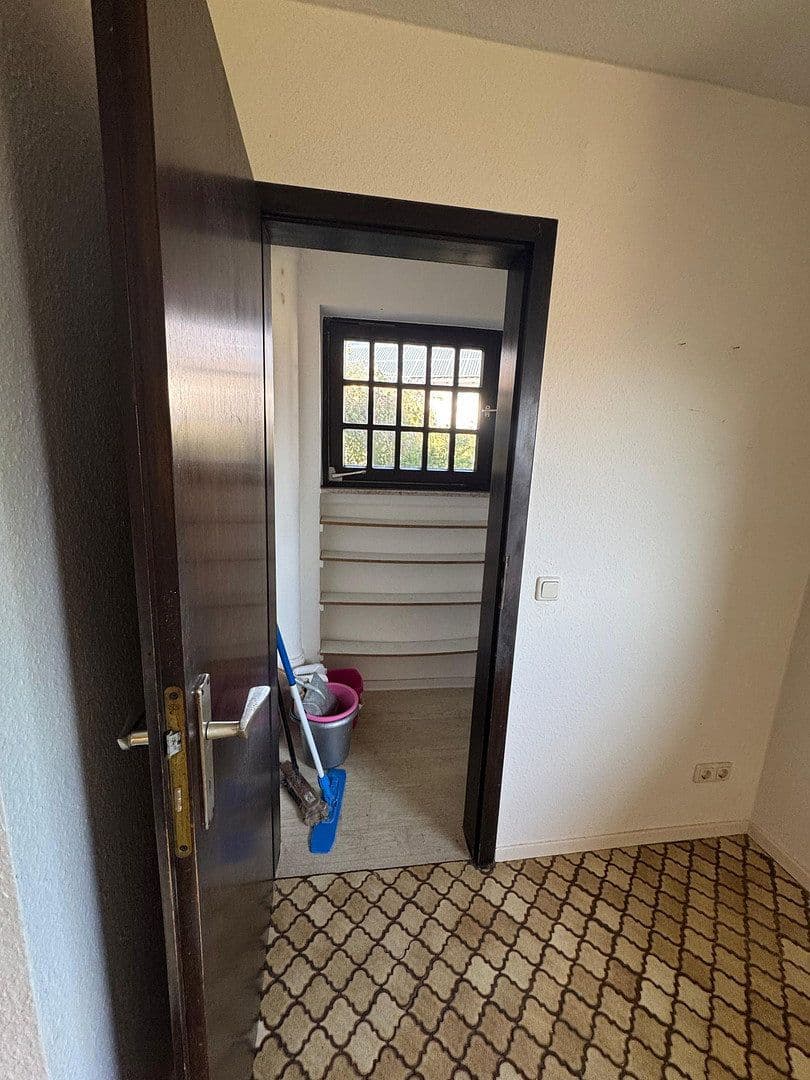 Predaj domu 211 m², pozemok 672 m², Nidda, Hesensko Predaj domu 211 m², pozemok 672 m², Nidda, Hesensko