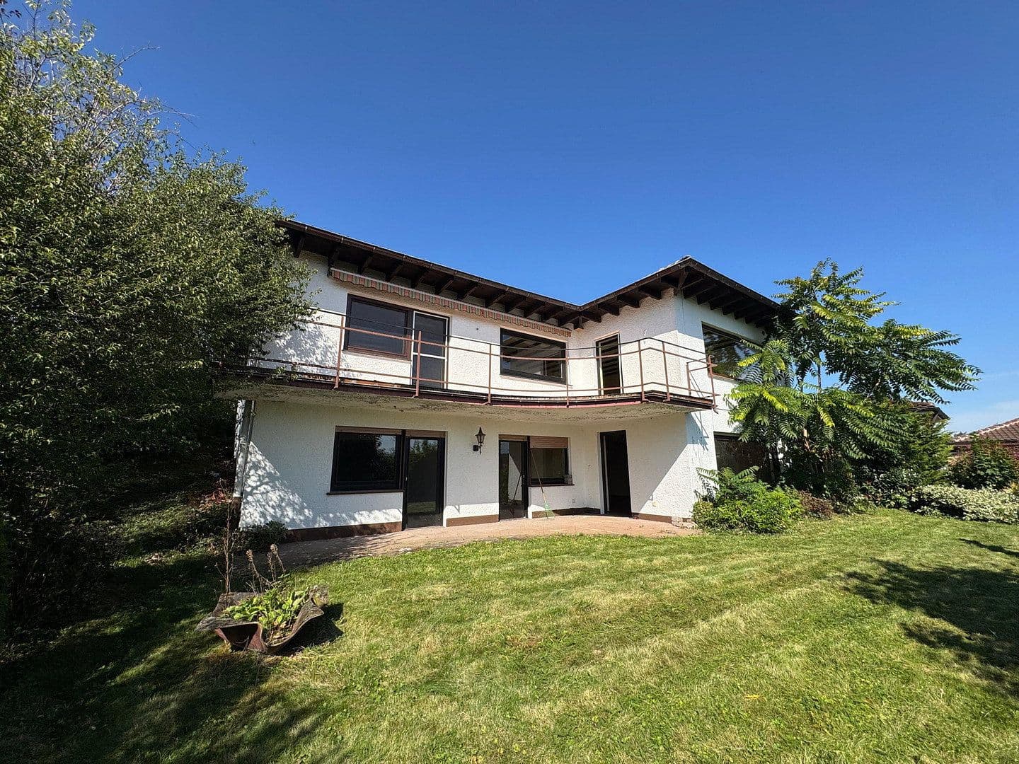 Predaj domu 211 m², pozemok 672 m², Nidda, Hesensko Predaj domu 211 m², pozemok 672 m², Nidda, Hesensko