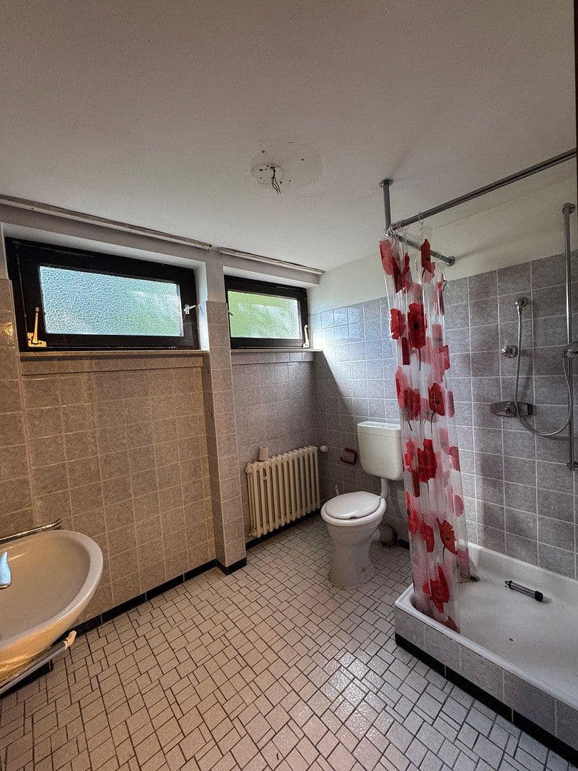 Predaj domu 211 m², pozemok 672 m², Nidda, Hesensko Predaj domu 211 m², pozemok 672 m², Nidda, Hesensko