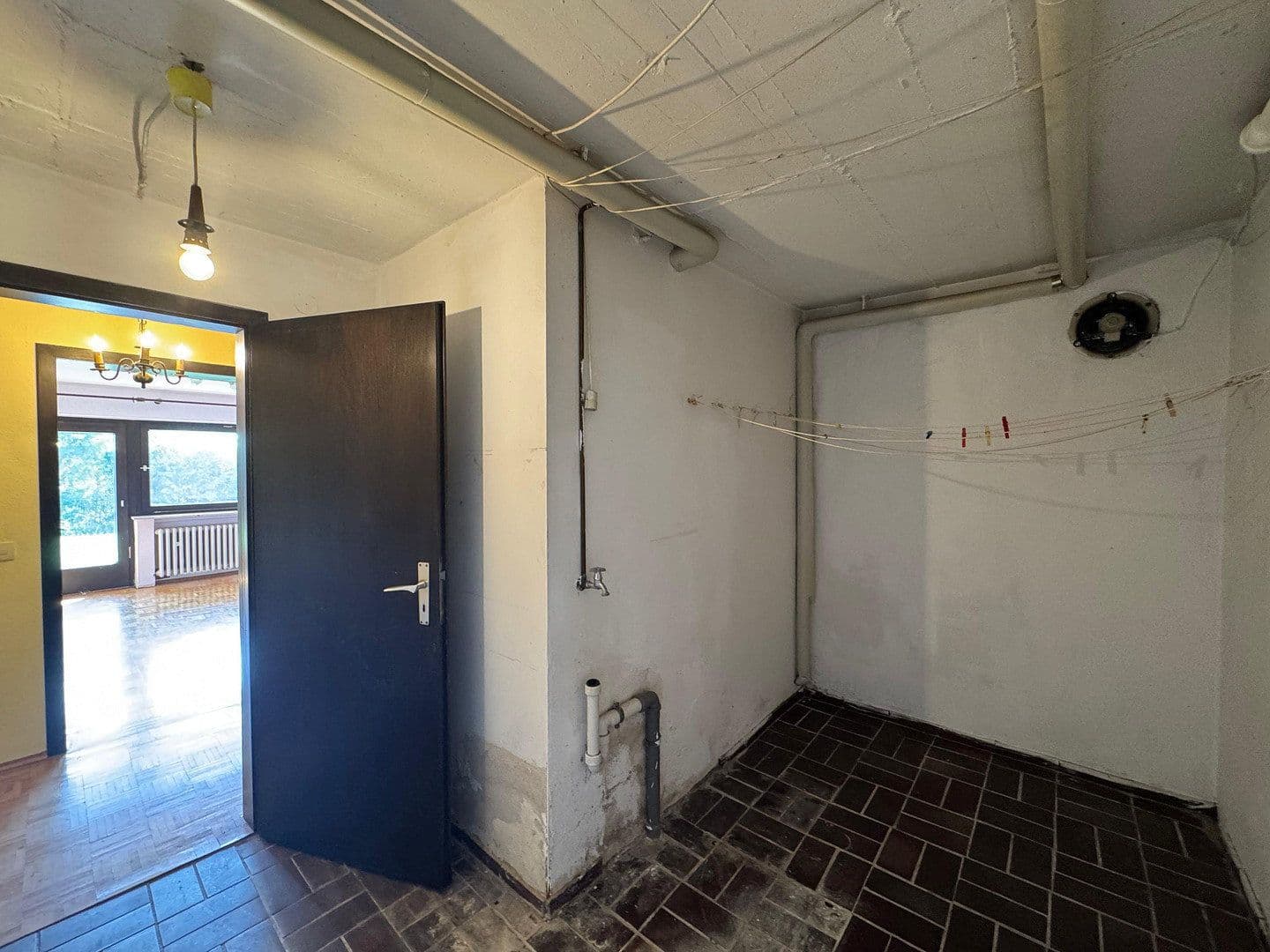 Predaj domu 211 m², pozemok 672 m², Nidda, Hesensko Predaj domu 211 m², pozemok 672 m², Nidda, Hesensko