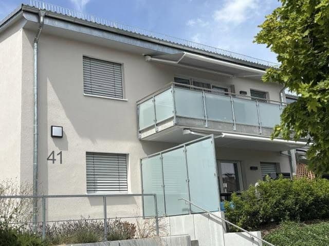 Prenájom bytu 4-izbový 111 m², Bad Säckingen, Bádensko-Wurttembersko Prenájom bytu 4-izbový 111 m², Bad Säckingen, Bádensko-Wurttembersko