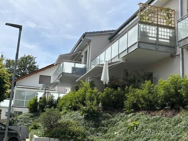 Prenájom bytu 4-izbový 111 m², Bad Säckingen, Bádensko-Wurttembersko Prenájom bytu 4-izbový 111 m², Bad Säckingen, Bádensko-Wurttembersko